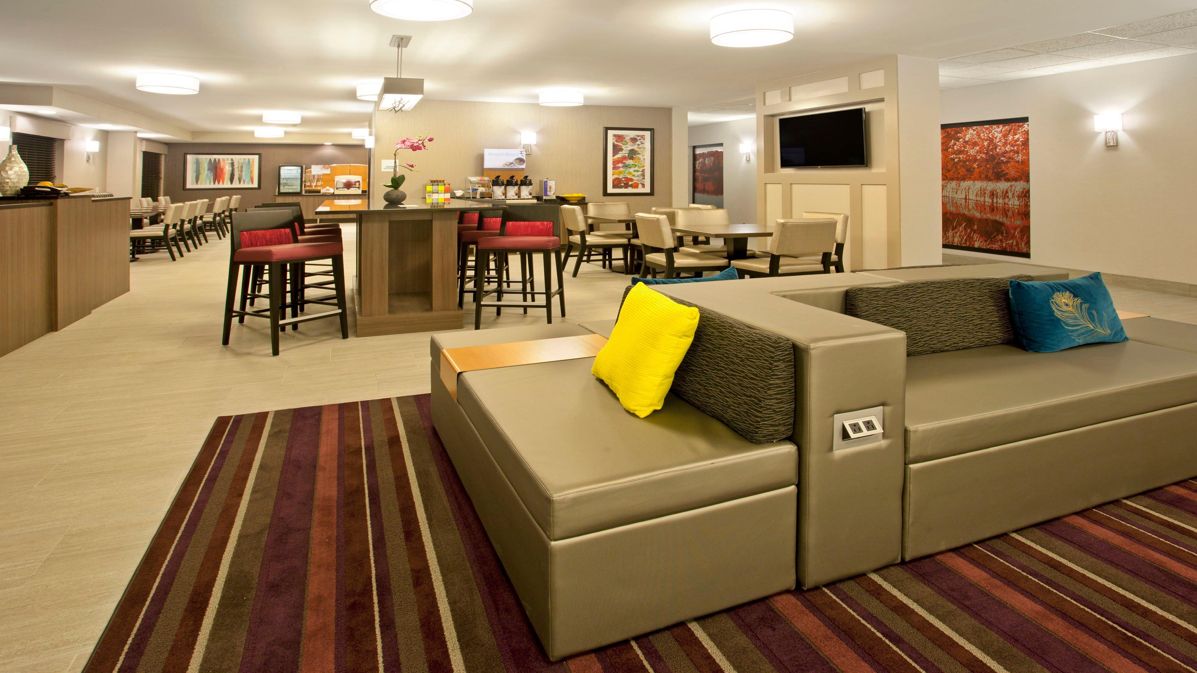 Holiday Inn Express Hotel & Suites Minneapolis - Minnetonka By Ihg מראה חיצוני תמונה