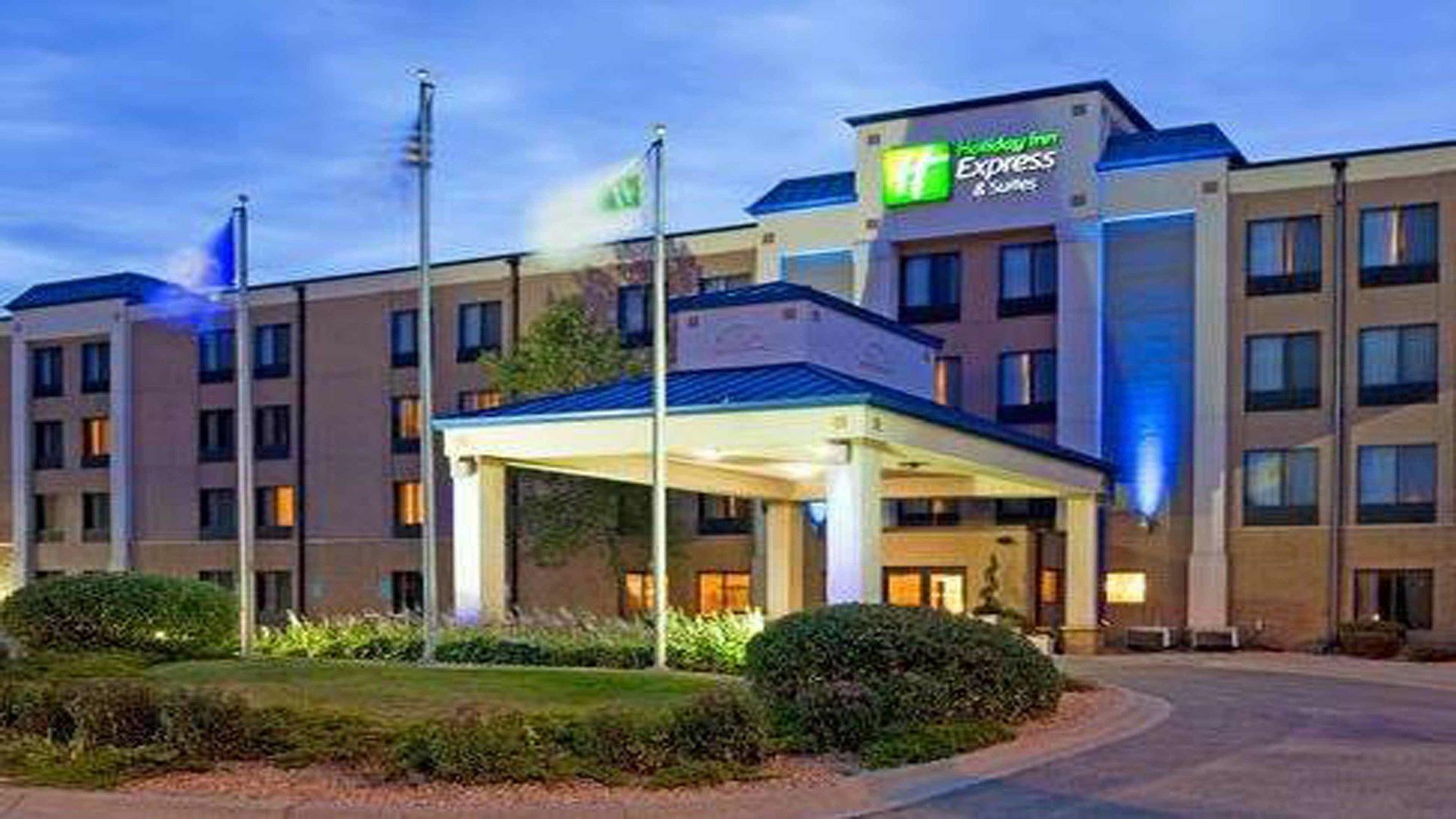 Holiday Inn Express Hotel & Suites Minneapolis - Minnetonka By Ihg מראה חיצוני תמונה